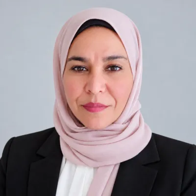 صورة المحاضر د. هبة الله أحمد مبروك