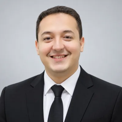 صورة المحاضر د. مصطفى نبيل حنفي